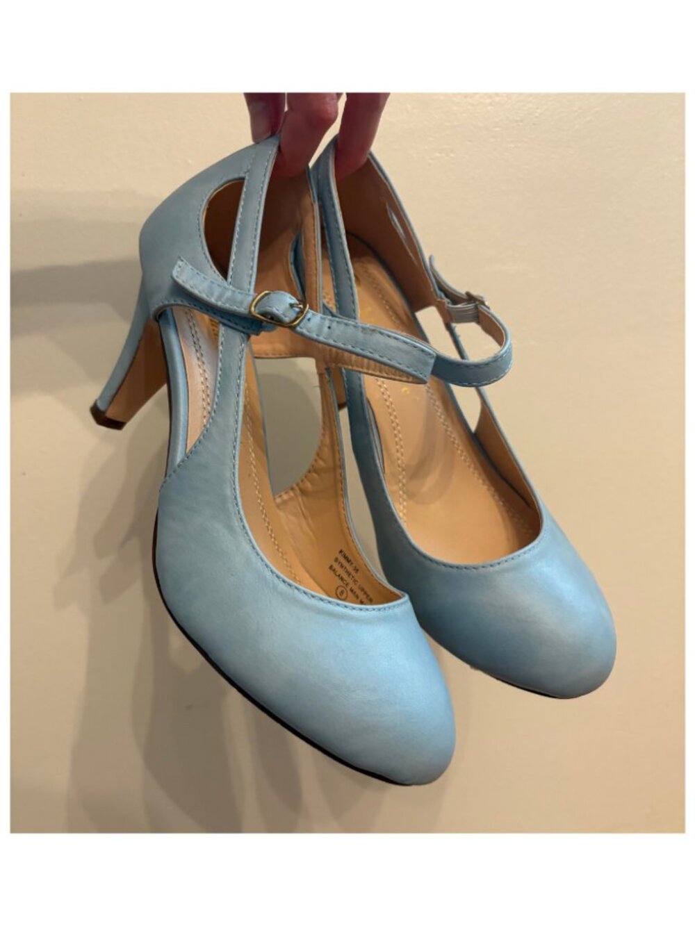 Vintage Chase & Chloe light heels